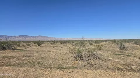 East Glen Rd, Mojave, CA 93501 photo 9