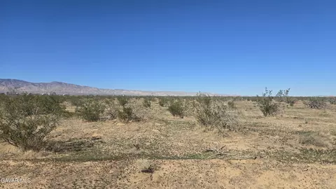 East Glen Rd, Mojave, CA 93501 photo 6