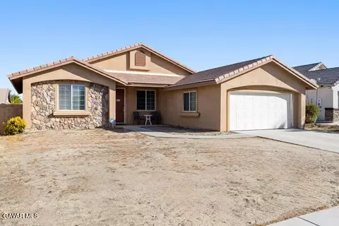 5765 Saint Laurent Dr, Palmdale, CA 93552