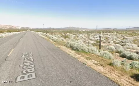 10700 Backus Rd, Rosamond, CA 93560 photo 11