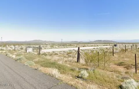 10700 Backus Rd, Rosamond, CA 93560 photo 6