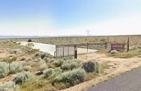 10700 Backus Rd, Rosamond, CA 93560 photo 4