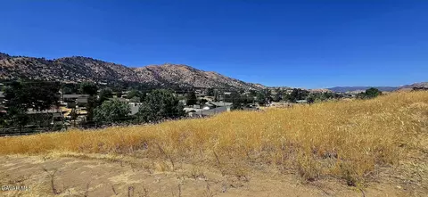 20916 Hacienda Dr, Tehachapi, CA 93561 photo 13