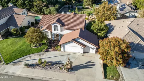 5721 Bulford Pl, Quartz Hill, CA 93536 photo 2