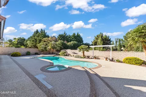 5721 Bulford Pl, Quartz Hill, CA 93536 photo 5