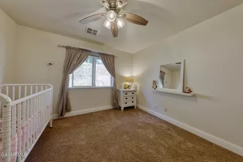 Bedroom - 22311 Zurich Dr, Tehachapi, CA 93561 photo 3 of 5