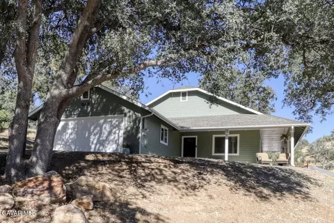 22311 Zurich Dr, Tehachapi, CA 93561