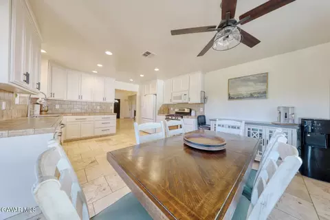 Dining - 22311 Zurich Dr, Tehachapi, CA 93561 photo 2 of 2