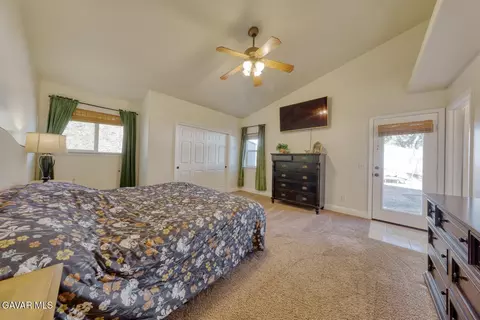 Bedroom - 22311 Zurich Dr, Tehachapi, CA 93561 photo 1 of 5