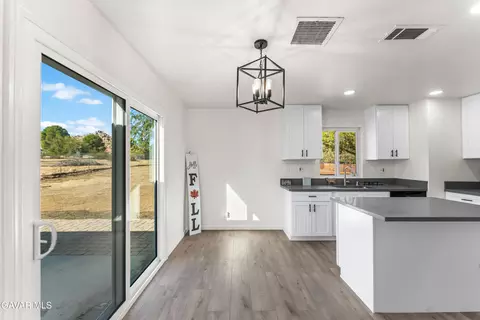 40131 174th St E, Palmdale, CA 93591 photo 6