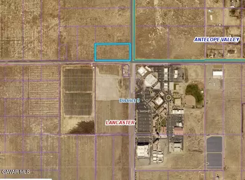 Cor 40th Ste Street E, Lancaster, CA 93535