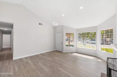 Living - 37537 Sabal Ct, Palmdale, CA 93552 photo 2 of 3