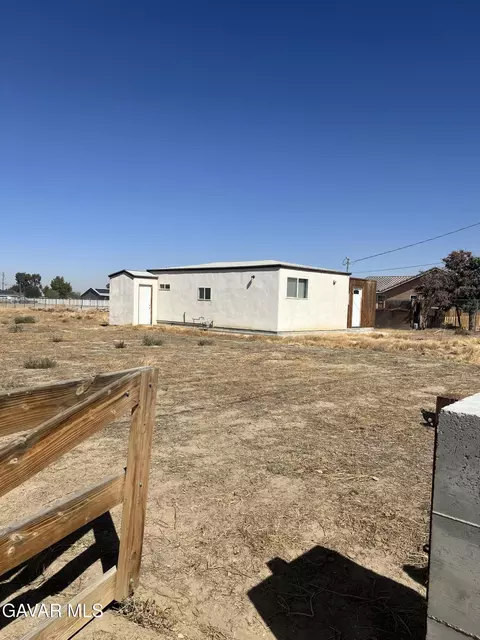 9241 Avenue R14 E, Littlerock, CA 93543