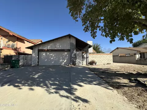 1111 Caperton St, Lancaster, CA 93535