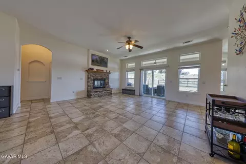 Living - 24500 Jacaranda Dr, Tehachapi, CA 93561 photo 2 of 2