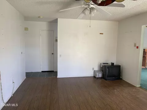 44215 Hanstead Ave, Lancaster, CA 93535 photo 6