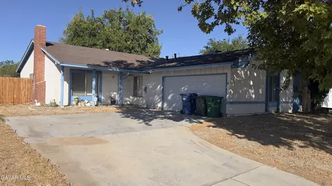 44215 Hanstead Ave, Lancaster, CA 93535 photo 10
