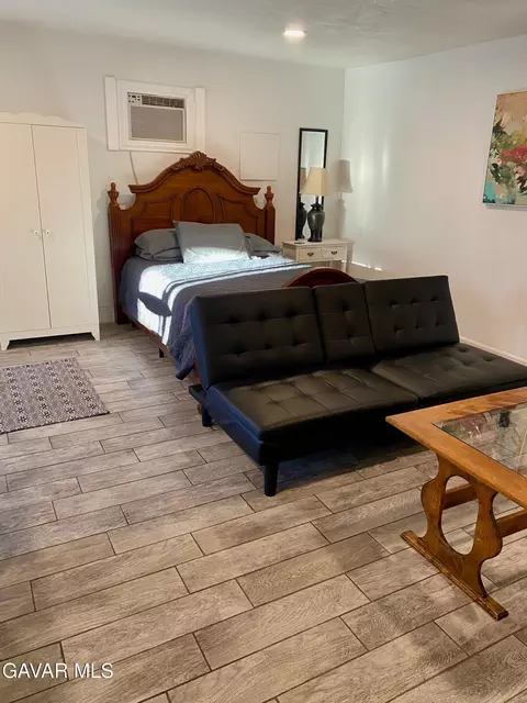 Bedroom - 44135 Gingham Ave, Lancaster, CA 93535 photo 5 of 5