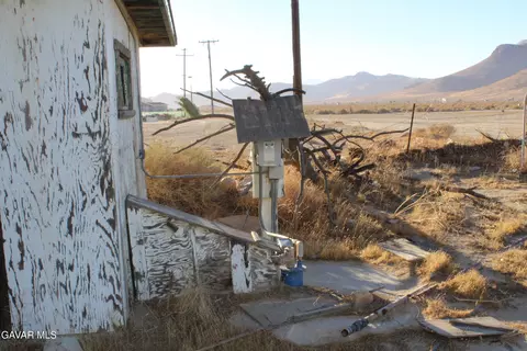 9485 Elberta St, Mojave, CA 93501 photo 12