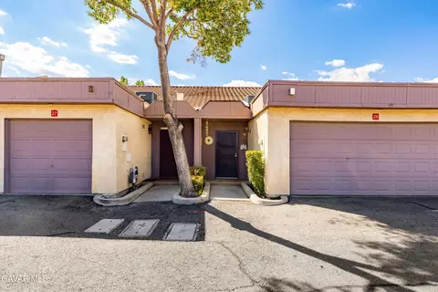 43334 32nd St W #26, Lancaster, CA 93536