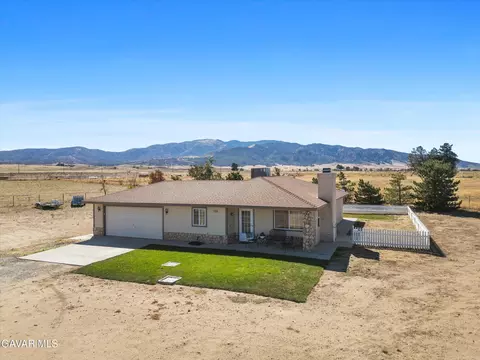 15160 Wade Ave, Tehachapi, CA 93561 photo 3