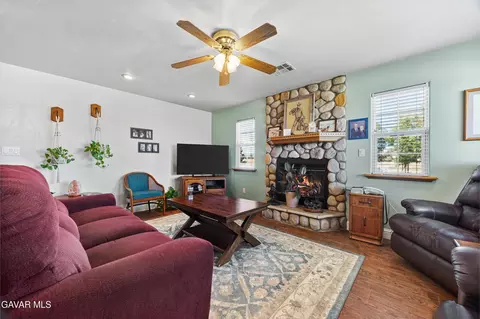 15160 Wade Ave, Tehachapi, CA 93561 photo 16