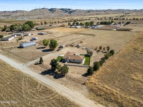 15160 Wade Ave, Tehachapi, CA 93561 photo 5