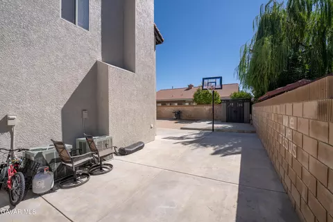 2824 Legends Way, Lancaster, CA 93536 photo 36