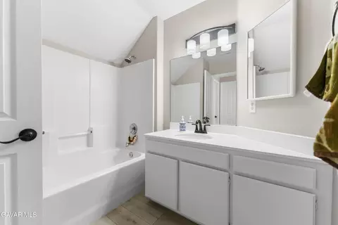 2824 Legends Way, Lancaster, CA 93536 photo 4