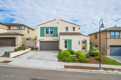 18148 Jupiter Ln, Santa Clarita, CA 91350