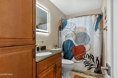 221 Bartlett St, Tehachapi, CA 93561 photo 8
