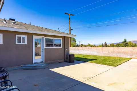 221 Bartlett St, Tehachapi, CA 93561 photo 16