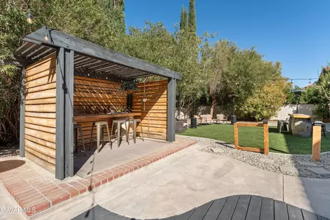 Exterior - 2729 Parton Circle Cir, Lancaster, CA 93536 photo 7 of 17