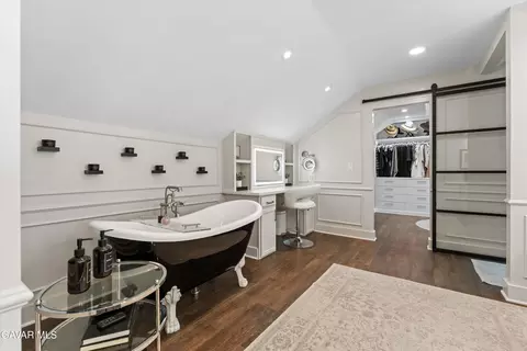 Bath - 2729 Parton Circle Cir, Lancaster, CA 93536 photo 7 of 8