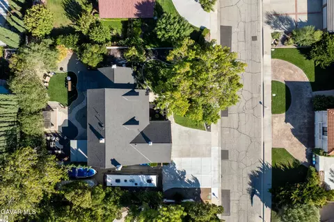 View/Area - 2729 Parton Circle Cir, Lancaster, CA 93536 photo 5 of 5