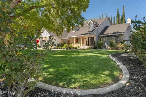 Exterior - 2729 Parton Circle Cir, Lancaster, CA 93536 photo 3 of 17
