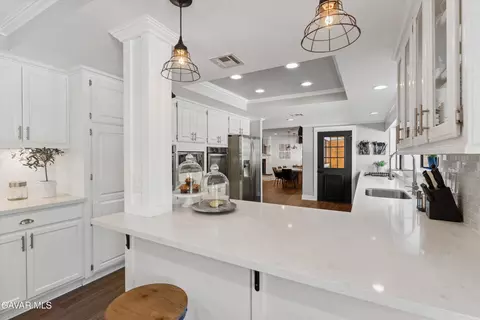 Kitchen - 2729 Parton Circle Cir, Lancaster, CA 93536 photo 3 of 3