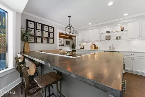 Kitchen - 2729 Parton Circle Cir, Lancaster, CA 93536 photo 1 of 3