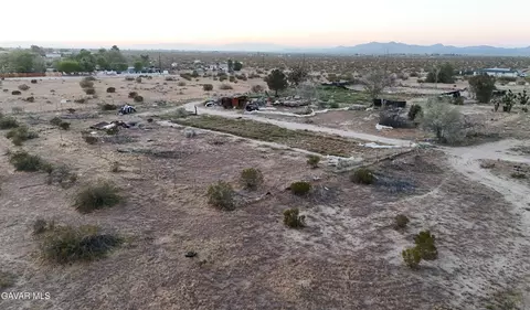 175 Th Ste Vic Avenue T, Palmdale, CA 93591 photo 4