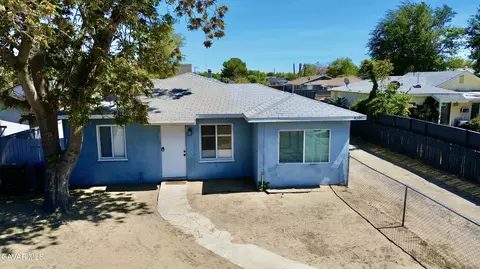 43442 6th St E, Lancaster, CA 93535 photo 1