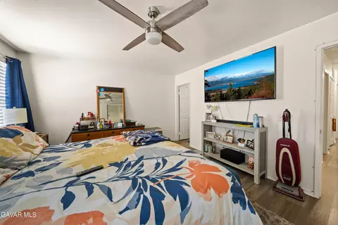 Bedroom - 3339 James Ct, Lancaster, CA 93535 photo 2 of 3