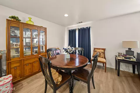 Dining - 3339 James Ct, Lancaster, CA 93535 photo 1 of 1