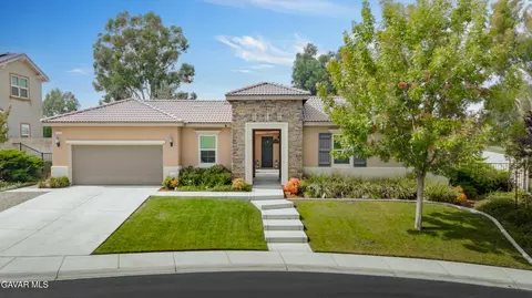 5010 Ventana Canyon Dr, Bakersfield, CA 93306