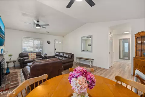 10852 Bonanza Rd, Adelanto, CA 92301 photo 11