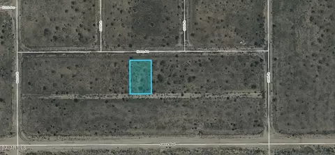 11 Hume Ave, California City, CA 93505