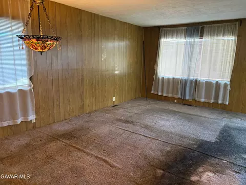 38015 30th St E #27, Palmdale, CA 93550 photo 3