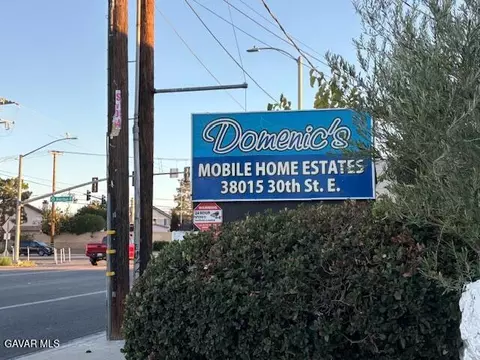 38015 30th St E #27, Palmdale, CA 93550 photo 2