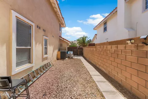 44559 Aspen St, Lancaster, CA 93535 photo 46