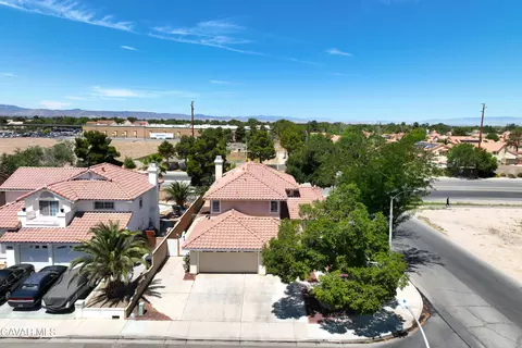 44559 Aspen St, Lancaster, CA 93535 photo 52