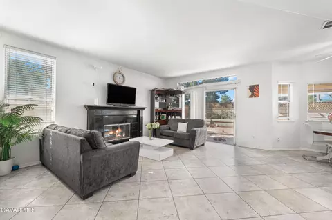 44559 Aspen St, Lancaster, CA 93535 photo 23